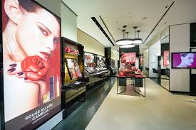 Singapour. La Boutique De Chanel à La Baie De Marina Ponce Le Centre  Commercial De Station De Vacances Photographie éditorial