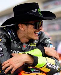 The @vr46ridersacademyofficial have been serving some awesome Oakley looks  this year! 🔥🔥 #TeamOakley #BeWhoYouAre #vr46ridersacademy