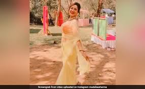 17 сен 2020 в 10:38. Mithun Chakraborty Daughter In Law Dance On Makhna Song In Yellow Saree Video Winning Heart Newsbust In