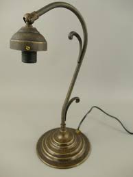 650 ergebnisse fur lampenschirm glas jugendstil speichern sie lampenschirm glas jugendstil um e mail benachrichtigungen und aktualisierungen in ihrem ebay feed zu erhalten. Tischlampe Messing Im Jugendstil Glas Schirm Nice Deko