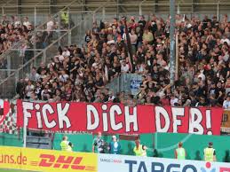 Während aktuell noch die halbe 2. 17 08 2018 Sv Wehen Wiesbaden Vs 1 Fc St Pauli 3 2 N V Hertha Auswarts