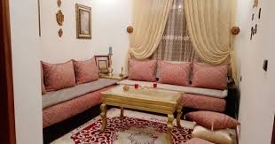 Pin By Layalina ليالي On Lieux A Visiter Home Decor Chaise Lounge Decor