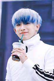 Hairstyles with bangs cool hairstyles beautiful hairstyles haircuts hair inspo hair inspiration i'm having a blue hair moment right now. Yogurt ï¾Ÿ On Twitter 181216 Twitter Blue Room Wonho Reveal That His Blue Waves In White Sand Hair Is His Most Favorite Hair Color While His Red Hair Comes Second Https T Co Sq1x9inhyx