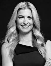 Lindsay Noel's Instagram, Twitter & Facebook