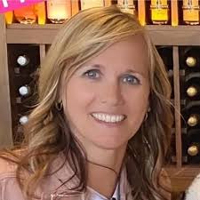 Carolyn Gerlach's Instagram, Twitter & Facebook