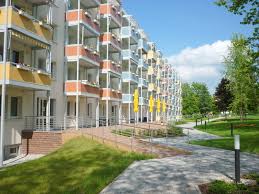 Unser standard umfasst einen hochwertigen, wohnlichen laminatfußboden im gesamten. Betreutes Wohnen In Chemnitz Gablenz Wohn Park Geibelhohe Seniorengerechte Wohnungen Barrierearm Schwellenlos