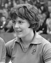 Mary Shannon's Instagram, Twitter & Facebook