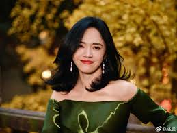 姚晨「微博女王」驚爆離婚證與第二任丈夫「多年前已結束關係」