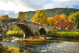 Wonderful beaches like rhossili, three cliffs, oxwich, port eynon, mewslade bay, caswell bay. Best Places To Visit In Wales Arzo Travels