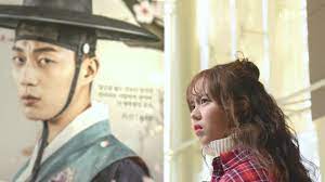 Watch radio romance korean drama 2018 engsub is a the story begins with top star ji soo ho yoon doo joon being trapped in a radio booth with song geu rim kim so hyun for two hours. Radio Romance Episode 1 Dramabeans Korean Drama Recaps