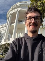 Casey Camire (@CaseyCamire)