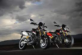 Aprilia Dorsoduro 1200 Is The New Benchmark In The Maxi Motard Class A Record Two Cylinder With 130 Hp Placed In An Incredibly Aprilia Dorsoduro Motorcycle