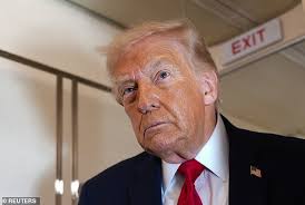 Dentro del audaz complot de Trump para robar la Cámara con dieciséis nuevos escaños