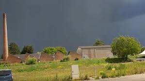 Top 10 der meistgesuchten städte. Tornado In Osterreich Unwetter Richten Schwere Schaden An Wetter De