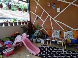 Ruang tamu yang berpadu dengan ruang keluarga. 12 Ide Sulap Teras Depan Rumah Jadi Ruang Tamu Gampang Ditiru Rumah123 Com