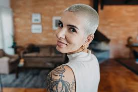 940+ Rubio Platino Fotografías de stock, fotos e imágenes libres de  derechos