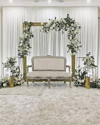 Tips dekorasi tunangan dengan budget menengah. Engagement Backdrop Designs Dekorasi Pernikahan Buatan Sendiri Dekorasi Meja Pernikahan Lamaran Pernikahan