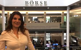 Werde teil der großen community und stelle uns deine fragen rund um den börslichen handel von. Bild Kristina Nagel Borse Stuttgart Finanzdiva Das Magazin