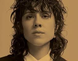 Youngju Cho's Instagram, Twitter & Facebook