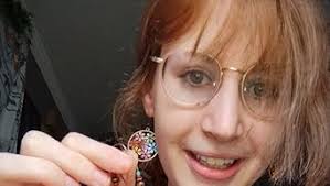 Amazon.com: 4 pares de aretes colgantes bohemios vintage retro con  estrellas y diamantes de imitación bohemios para mujeres y niñas, Metal, No  es una piedra preciosa : Ropa, Zapatos y Joyería