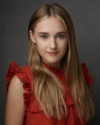 Demi Collins's Instagram, Twitter & Facebook