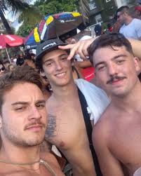 William Telfer (@billytelfer) • Instagram photos and videos