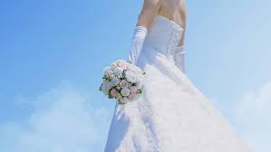 Maybe you would like to learn more about one of these? Wer Ist Hier Die Hauptperson Schwiegermutter Provoziert Mit Brautkleid N Tv De