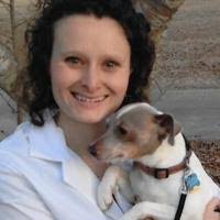 Elizabeth Sprague's Instagram, Twitter & Facebook