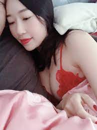 AliceKao10 on X: #投稿#少妇#人妻网友投稿32岁人妻t.coiZy8QYZq6B  X