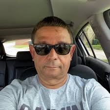 Hola buenas noches, todo bien por acá yo regresando del trabajo