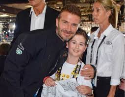 David Beckham Meets 10 Year Old Jewish Amputee My Dream Came True Jewish News