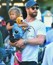 India rose hemsworthborn on may 11, 2012 (age 5 years). India Tristan Sasha On Twitter Chris Hemsworth With India Rose In Disneyland Daddydaughtertime Https T Co Ylnmjapvl6