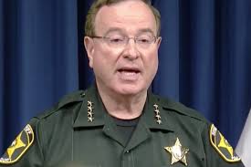 Brian Laundrie: Florida sheriff says he would never have let Gabby Petito's  boyfriend out of his custody