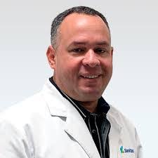 Ian Fernandez's Instagram, Twitter & Facebook