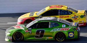 Today it is voted for by fans across the united states. Voting Is Now Open Nascar Braces For New Most Popular Driver