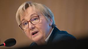 Entscheidung gefallen: Naturkundemuseum Karlsruhe muss Dino-Fossil an  Brasilien zurückgeben