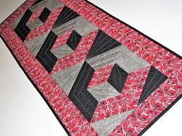 Modern Table Runner Quilted Hexagon Table Topper Floating Cubes Art Quilt Handmade Black Grey Red Quilted Wall Hanging 15 5 X39 75 In 2020 Modern Table Runners Quilted Hexagon Quilt Quilts
