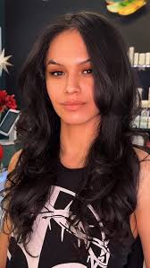 There’s nothing better than having clients come in for a trim and blowout  during the holiday season! 🫶🏼 , I absolutely love this time of year, when  friends and family are visiting, and it’s such a ...