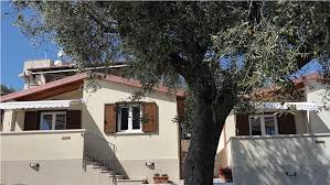 Tutte queste qualità hanno conferito a marina di camerota la denominazione di perla del cilento. Case Vacanze La Quercia Marina Di Camerota Prenota La Tua Vacanza