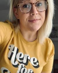 Alyson Collins's Instagram, Twitter & Facebook