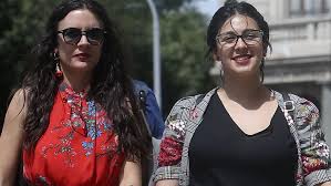 Oh pretty sure you're talking about camila vallejo. Bloomberg Destaca Labor De Camila Vallejo Y Karol Cariola En La Agenda Politica Meganoticias