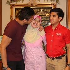 Imam berharap, kejadian semalam dapat menjadi pelajaran berharga pendukung timnas indonesia. Tak Takut Disebut Anak Mama 10 Potret Mesra Syed Saddiq Bersama Mama