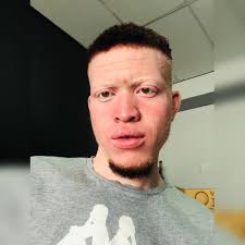 Too bad you can't have a chat with your partners in the game 😭