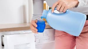 So Kann Man Weisse Wasche Waschen Bleichen Und Langer Weiss Behalten Weisse Wasche Waschen Wasche Bleichen Hemden Waschen