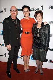 Katy perry knows the value a wardrobe can have. Who Is Katy Perry S Dad Keith Hudson