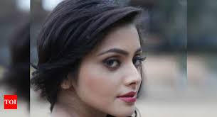 Prachi Sinha's Instagram, Twitter & Facebook