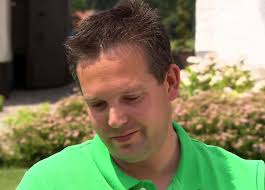 Bienvenue chez nous : la tension à son comble, Gilles casse Risa et Bernard  au bord des larmes