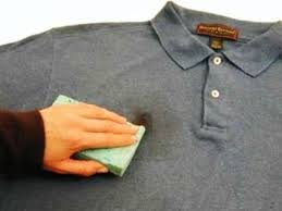 Ne Jetez Pas Vos Vetements Taches D Huile Avant D Avoir Essaye Cette Methode Enlever Tache D Huile Tache De Graisse Tache Gras Vetement