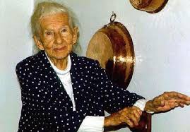 Do Erudito Ao Popular A Sinopse Da Zaza Poemas De Cora Coralina Pensador Correio Eletronico