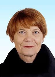 Cara Luciana, inerpicati sorridente sulle vette più alte 🙏 Per inviare un  messaggio di cordoglio alla famiglia:  https://www.servizicanzian.it/necrologio/luciana-busenello/